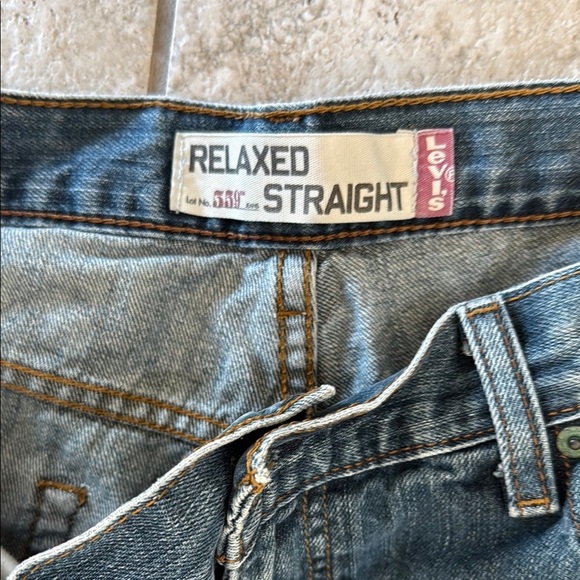 Levi's Blue Relaxed Fit Jeans Classic Style / D13 - Picture 2 of 5